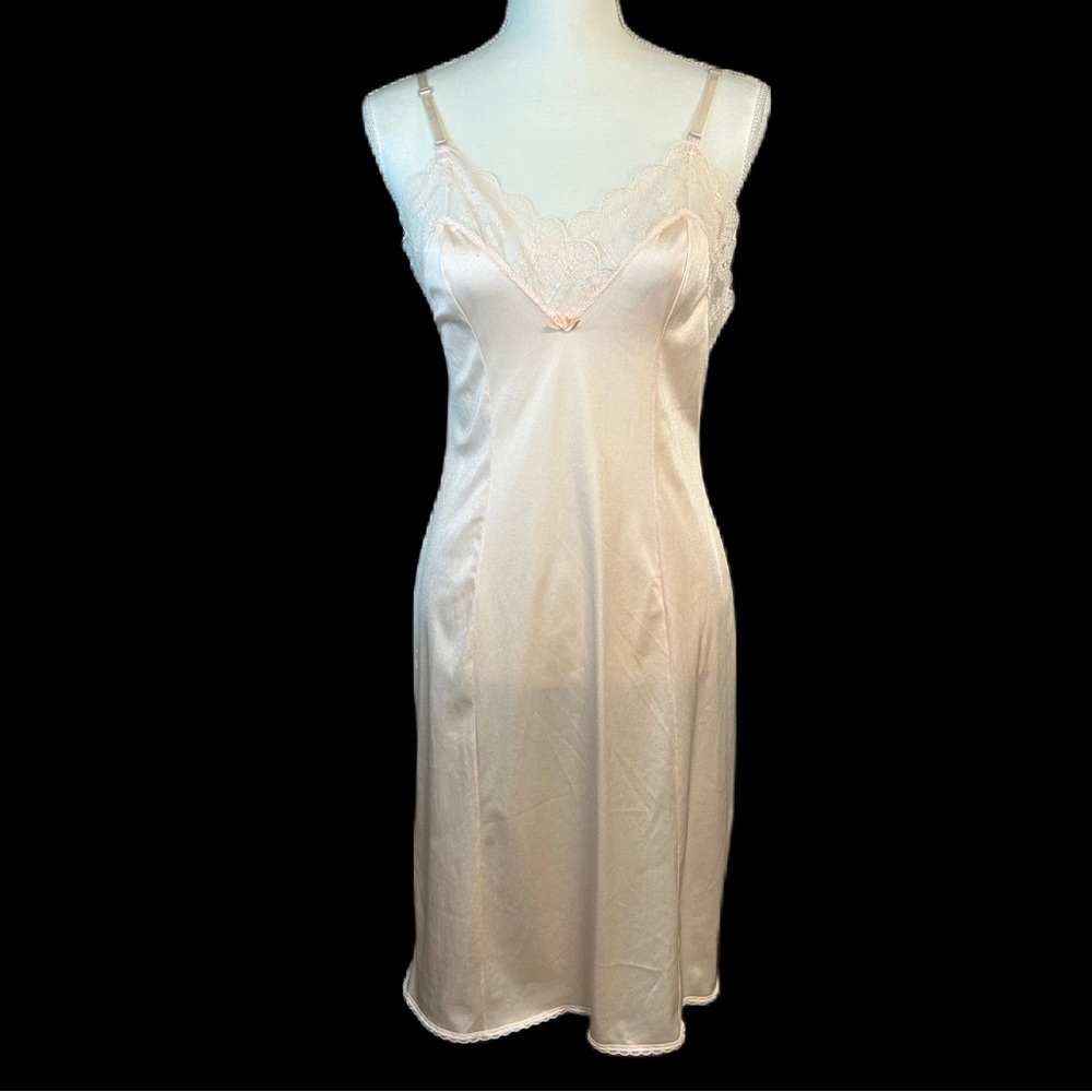Vintage Vassarette Womans Chemise Slip Dress Sz 36 F Lace Dainty Peach 90s Y2k